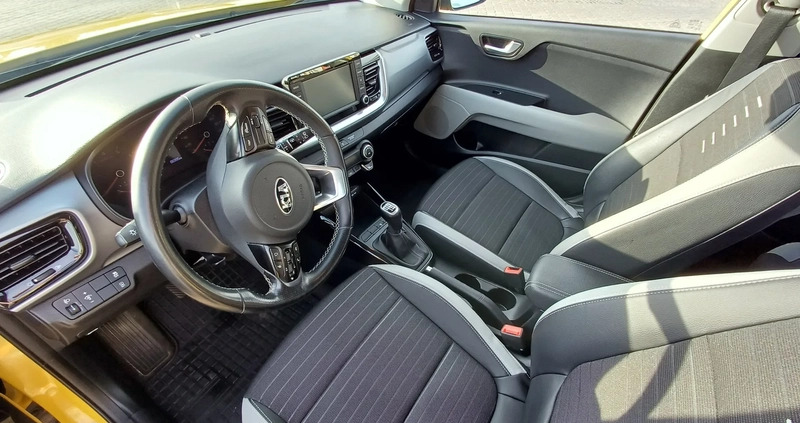 Kia Stonic cena 64900 przebieg: 86995, rok produkcji 2018 z Toruń małe 232